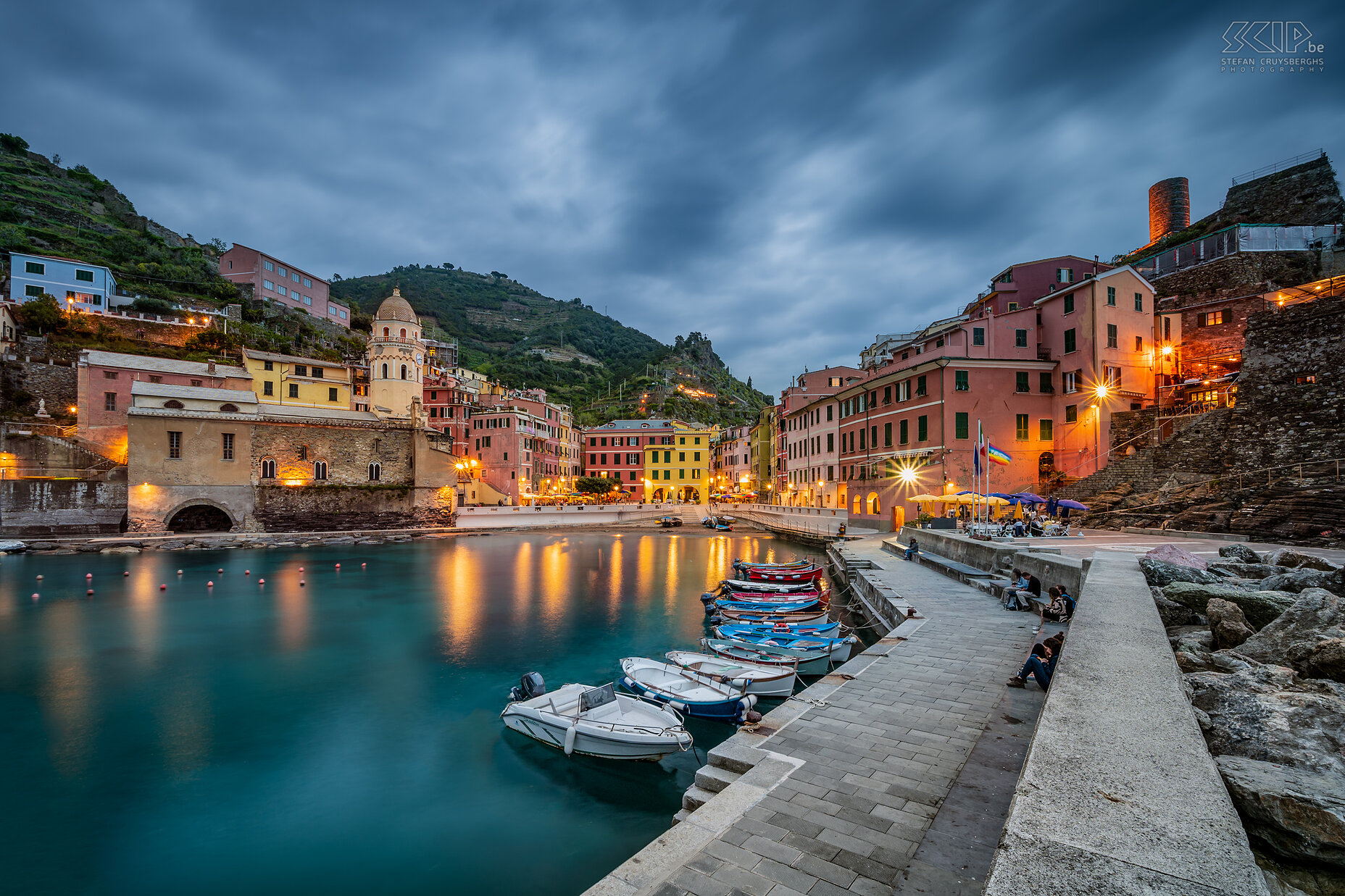 Vernazza - By night Vernazza is a wonderful village with colorful houses and a small harbor belonging to the famous Cinque Terre, the five beautiful villages on the rugged Ligurian coast. The five villages have been on the UNESCO World Heritage List since 1997. The villages are not accessible by car, but only by train, boat or via the walking path that connects the five villages, the Via dell'Amore. Stefan Cruysberghs